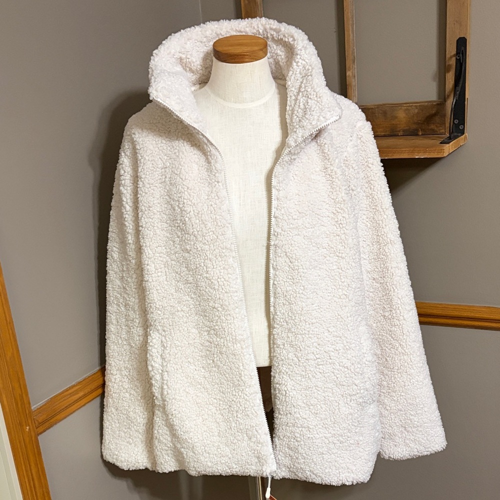 32 degrees cream Sherpa Jacket with pockets
size XXL - Picture 5 of 10